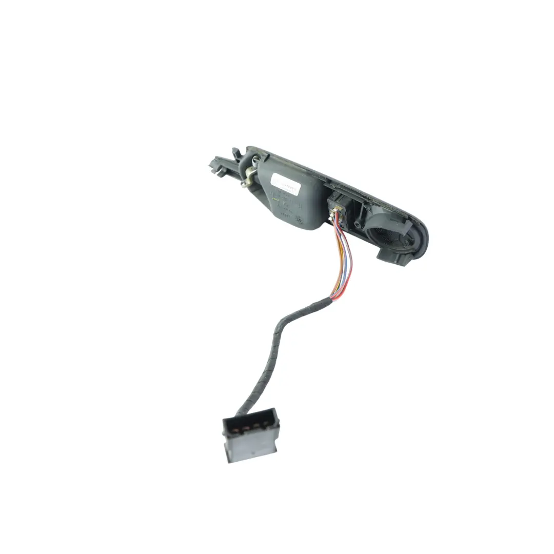 8L Klamka Wewnętrzna Przednia Prawa do Audi A3 o numerze 8L2837020 Audi A3 8L Klamka Wewnętrzna Przednia Prawa - SKU 8L2837020 - Numer Części 8L2837020