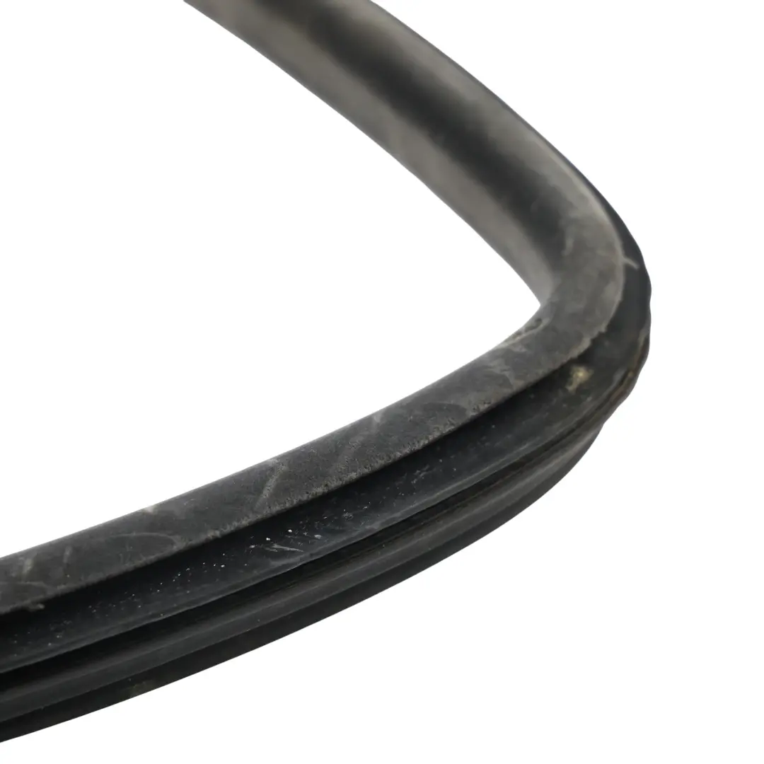 Audi A3 8L Joint Caoutchouc Vitre Custode Arrière Droit 3 Portes - SKU 8L3847146D - Numéro de pièce 8L3847146D