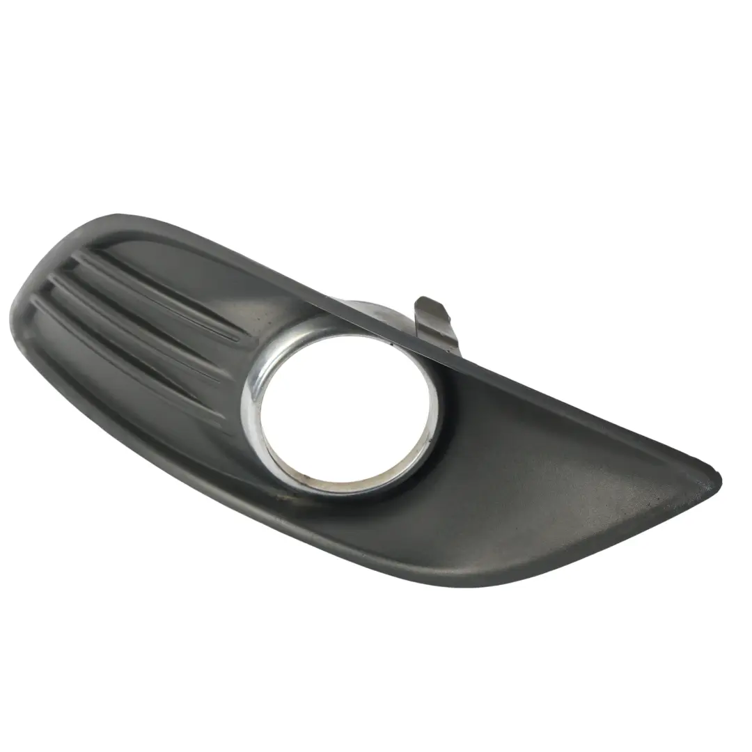 Ford Focus MK2 Griglia Fendinebbia Anteriore Destra - SKU 8M51-19952-AEW - Numero di parte 8M51-19952-AEW