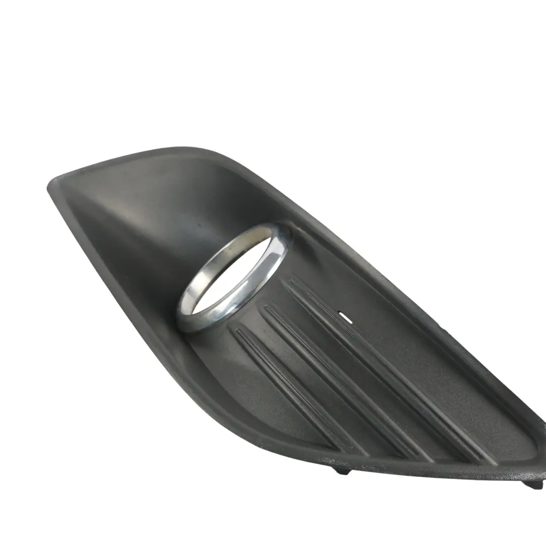 Ford Focus Mk2 Kratka Zderzaka Halogenu Przednia Prawa - SKU 8M51-19952-AEW - Numer Części 8M51-19952-AEW