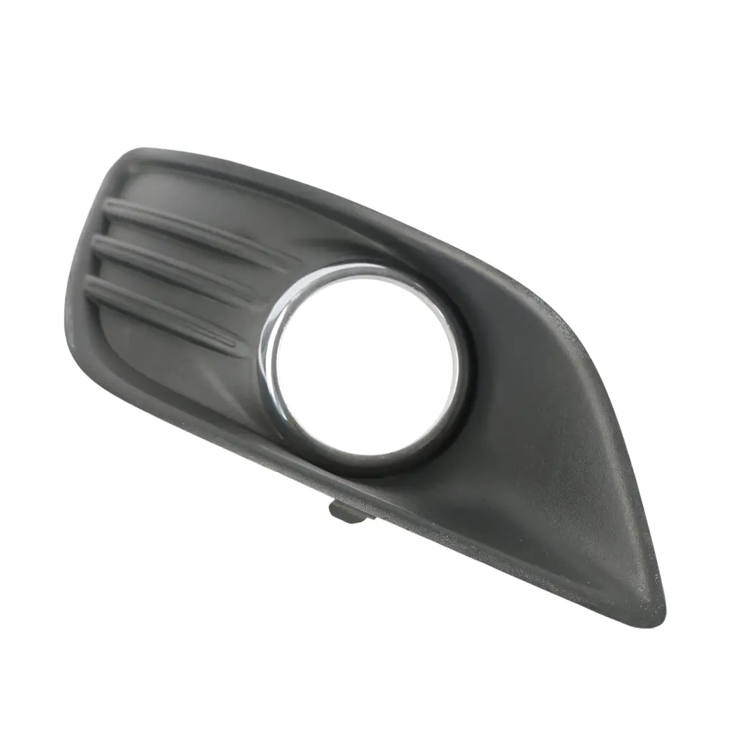 Ford Focus MK2 Nebelscheinwerfer Gitter Abdeckung Vorne Links - SKU 8M51-19953-AEW - Teilenummer 8M51-19953-AEW