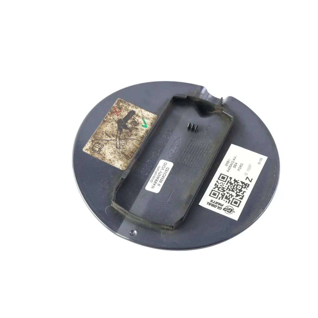 MK2 Trappe Carburant Gris Mer Métallisé 6D pour Ford Focus à propos du numéro de pièce 8M51-A405A02-AA Ford Focus MK2 Trappe Carburant Gris Mer Métallisé 6D - SKU 8M51-A405A02-AA-SEA - Numéro de pièce 8M51-A405A02-AA