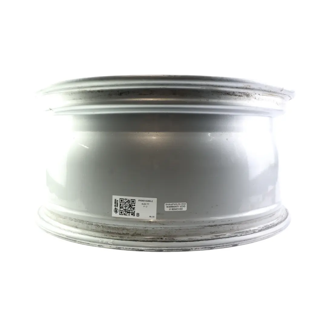 8N Jante En Alliage Argentée 18" 8J ET:33 9 Branches pour Audi TT à propos du numéro de pièce 8N0601025S Audi TT 8N Jante En Alliage Argentée 18" 8J ET:33 9 Branches - SKU 8N0601025S-2 - Numéro de pièce 8N0601025S