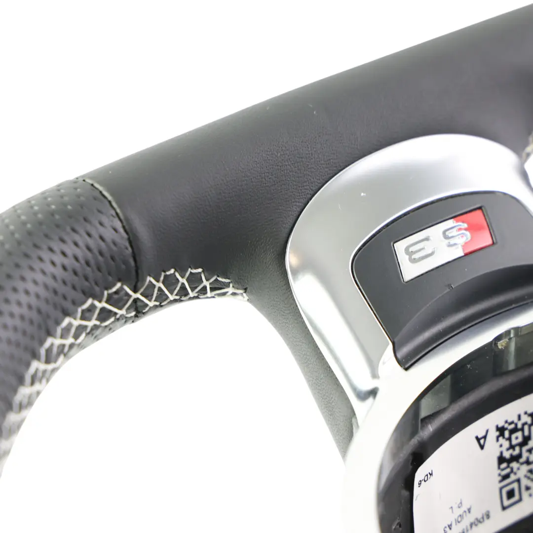 NUEVO Volante Cuero Negro Fondo Plano para Audi A3 S3 8P con número de pieza 8P0419091CR Audi A3 S3 8P NUEVO Volante Cuero Negro Fondo Plano - SKU 8P0419091CR-1 - Número de pieza 8P0419091CR
