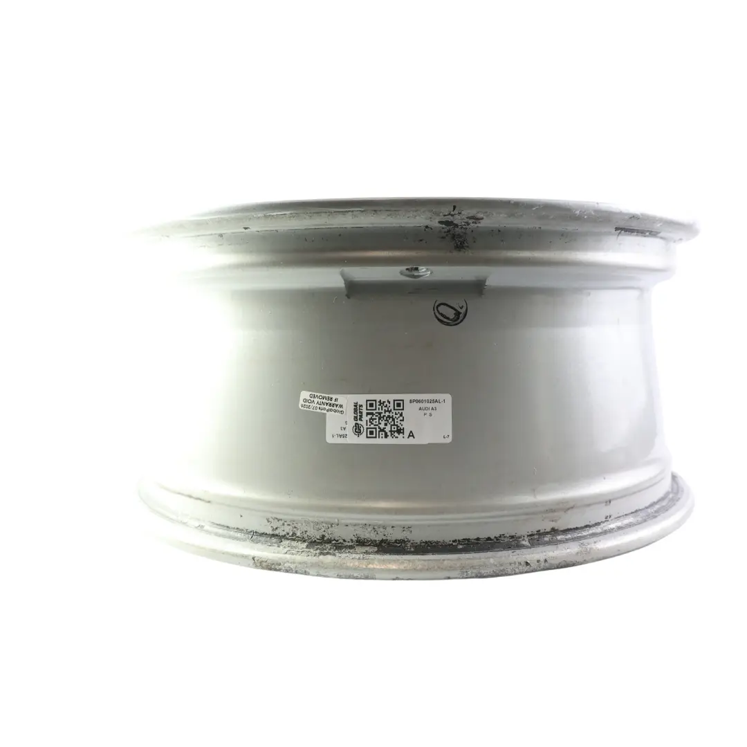 Cerchio in lega argento 17" 7,5J ET:56 per Audi A3 8P con numero di parte 8P0601025AL Audi A3 8P Cerchio in lega argento 17" 7,5J ET:56 - SKU 8P0601025AL-1 - Numero di parte 8P0601025AL