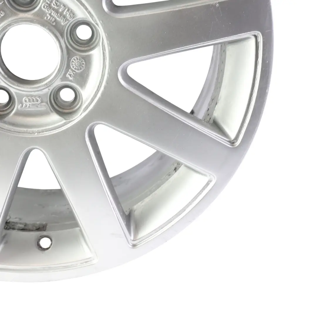 Audi A3 S3 8P Jante Alliage Argent 17" 7.5J ET:56 - SKU 8P0601025Q-2 - Numéro de pièce 8P0601025Q