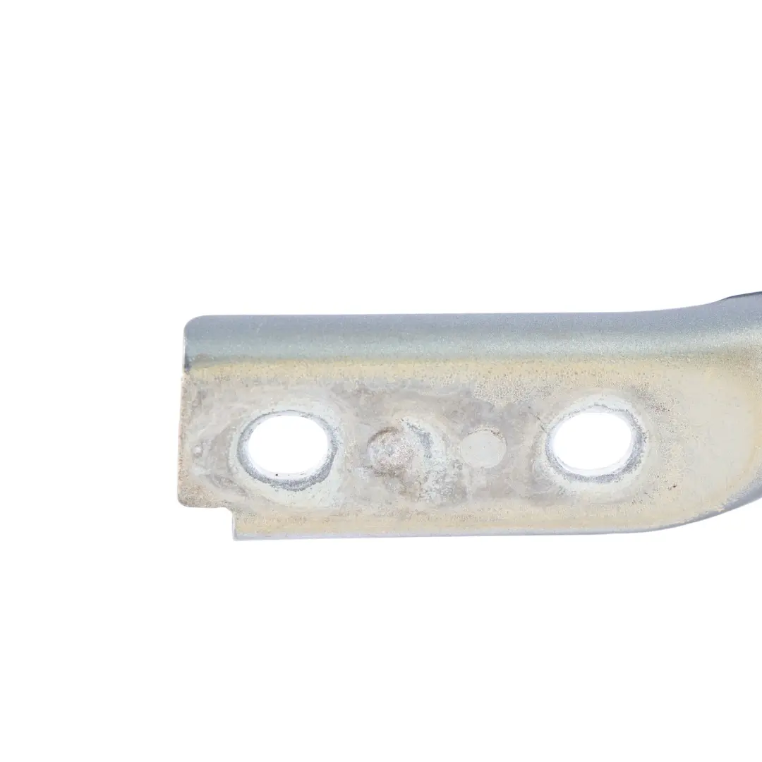 Motorhaube Scharnier Vorne Rechts Condor Grau Y7E für Audi A3 8P mit Teilenummer 8P0823302B Audi A3 8P Motorhaube Scharnier Vorne Rechts Condor Grau Y7E - SKU 8P0823302B-CGR - Teilenummer 8P0823302B