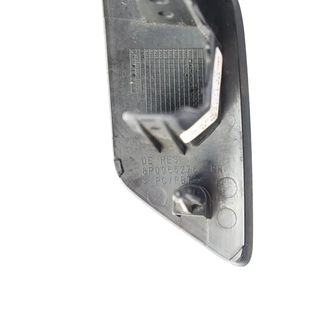 Tapa Lavafaros Delantero Derecho Negro Phantom Z9Y para Audi A3 8P con número de pieza 8P0955276 Audi A3 8P Tapa Lavafaros Delantero Derecho Negro Phantom Z9Y - SKU 8P0955276-PHB - Número de pieza 8P0955276