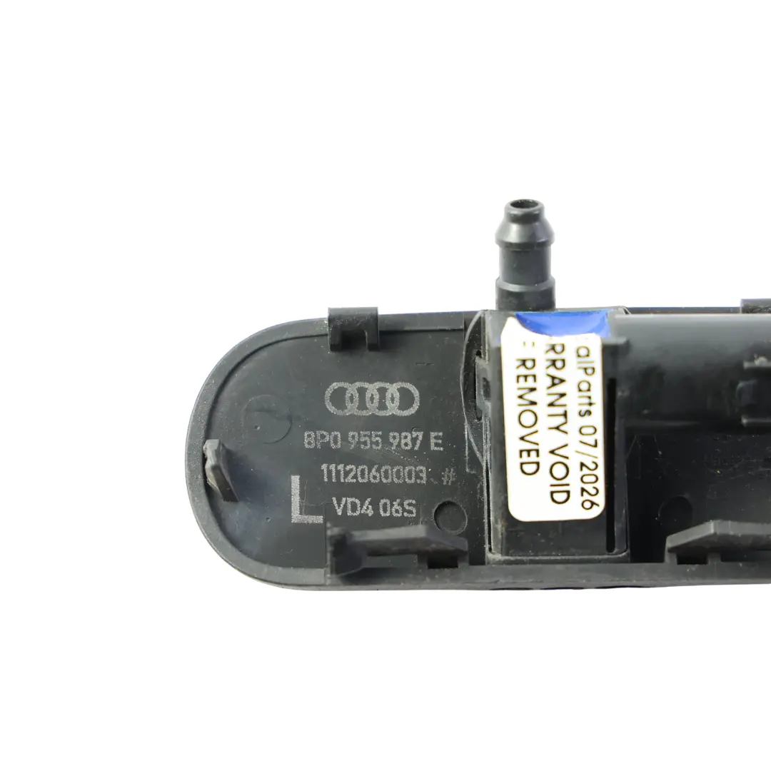 Dysza Spryskiwacza Szyby Przedniej Lewa do Audi A3 8P o numerze 8P0955987E Audi A3 8P Dysza Spryskiwacza Szyby Przedniej Lewa - SKU 8P0955987E - Numer Części 8P0955987E
