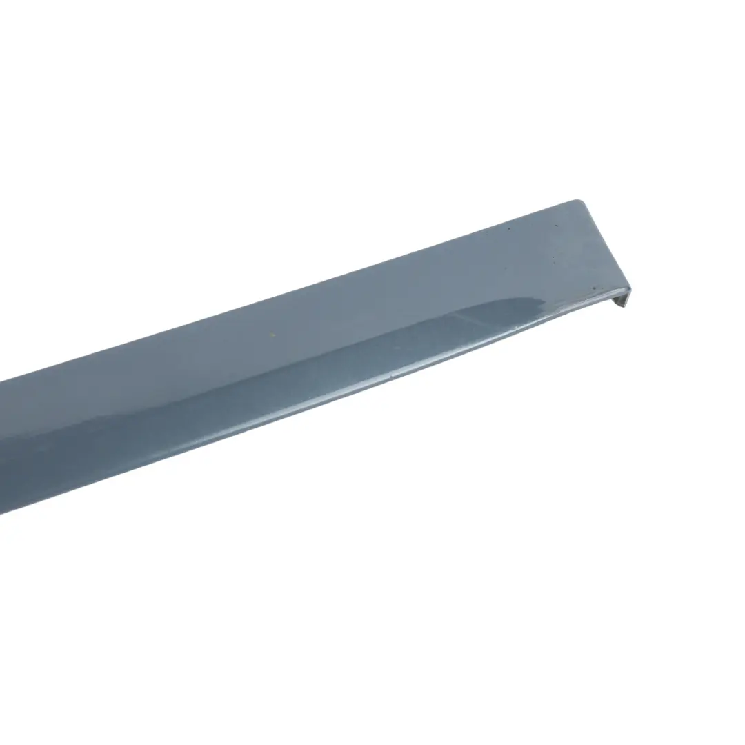 Audi A3 8P Garniture Bas de Caisse Arrière Porte Gauche Gris Météore Nacré Z7H - SKU 8P3853699C-MGR - Numéro de pièce 8P3853699C