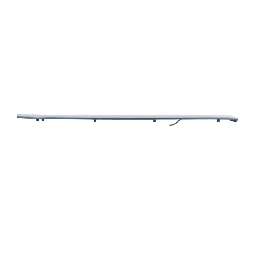 Audi A3 8P Moldura Panel Trasero Puerta Inferior Derecha Gris Meteor Perla Z7H - SKU 8P3853700C-MGR - Número de pieza 8P3853700C