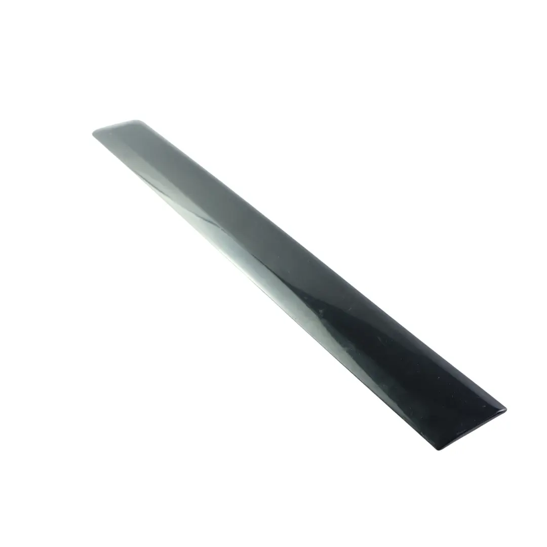 Modanatura Pannello Posteriore Sinistro Nero Phantom Z9Y per Audi A3 8P 3D con numero di parte 8P3853983D Audi A3 8P 3D Modanatura Pannello Posteriore Sinistro Nero Phantom Z9Y - SKU 8P3853983D-PHB - Numero di parte 8P3853983D