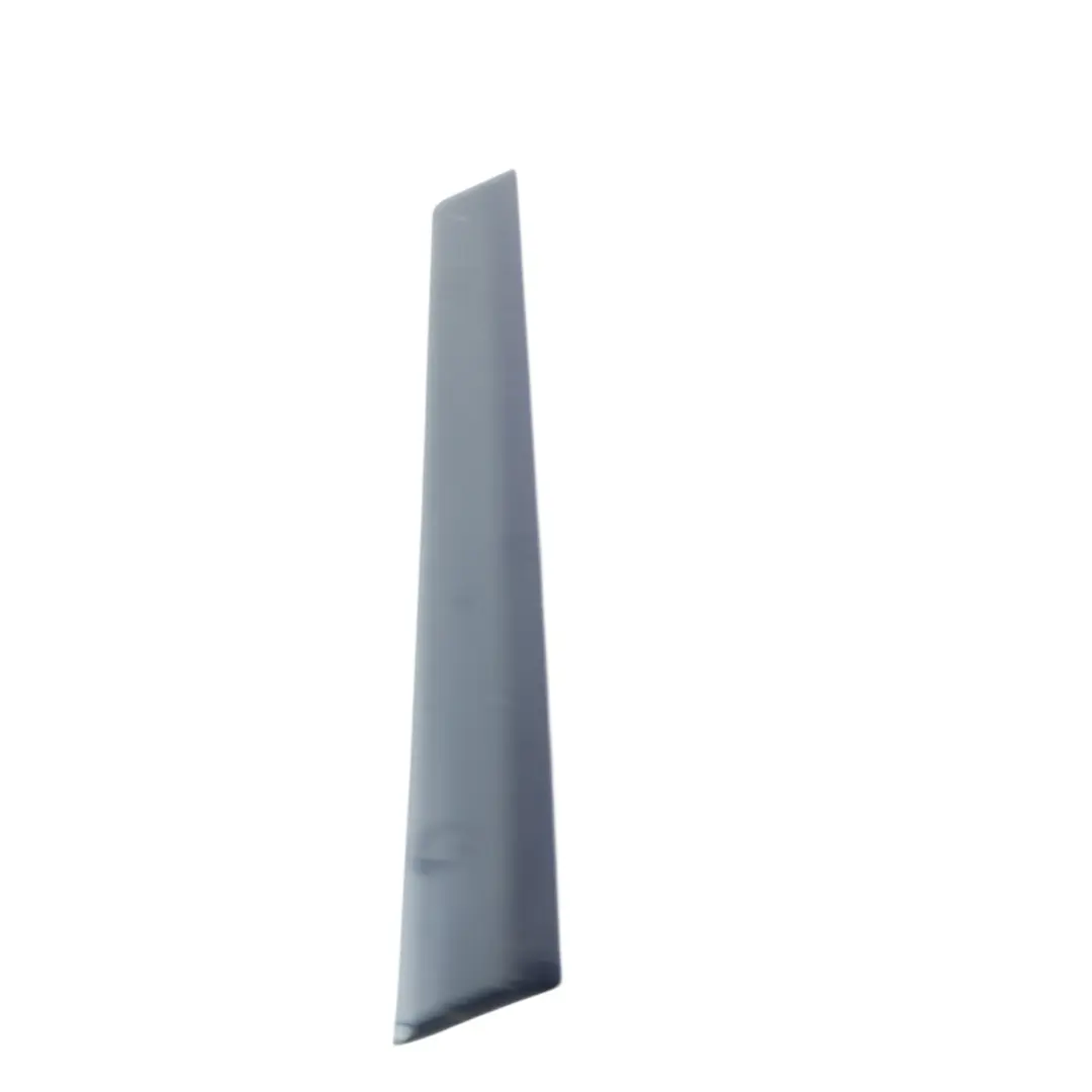 Audi A3 8P Moulure Panneau Arrière Droit Bleu Océan Nacré Z5A - SKU 8P3853984D-OBL - Numéro de pièce 8P3853984D
