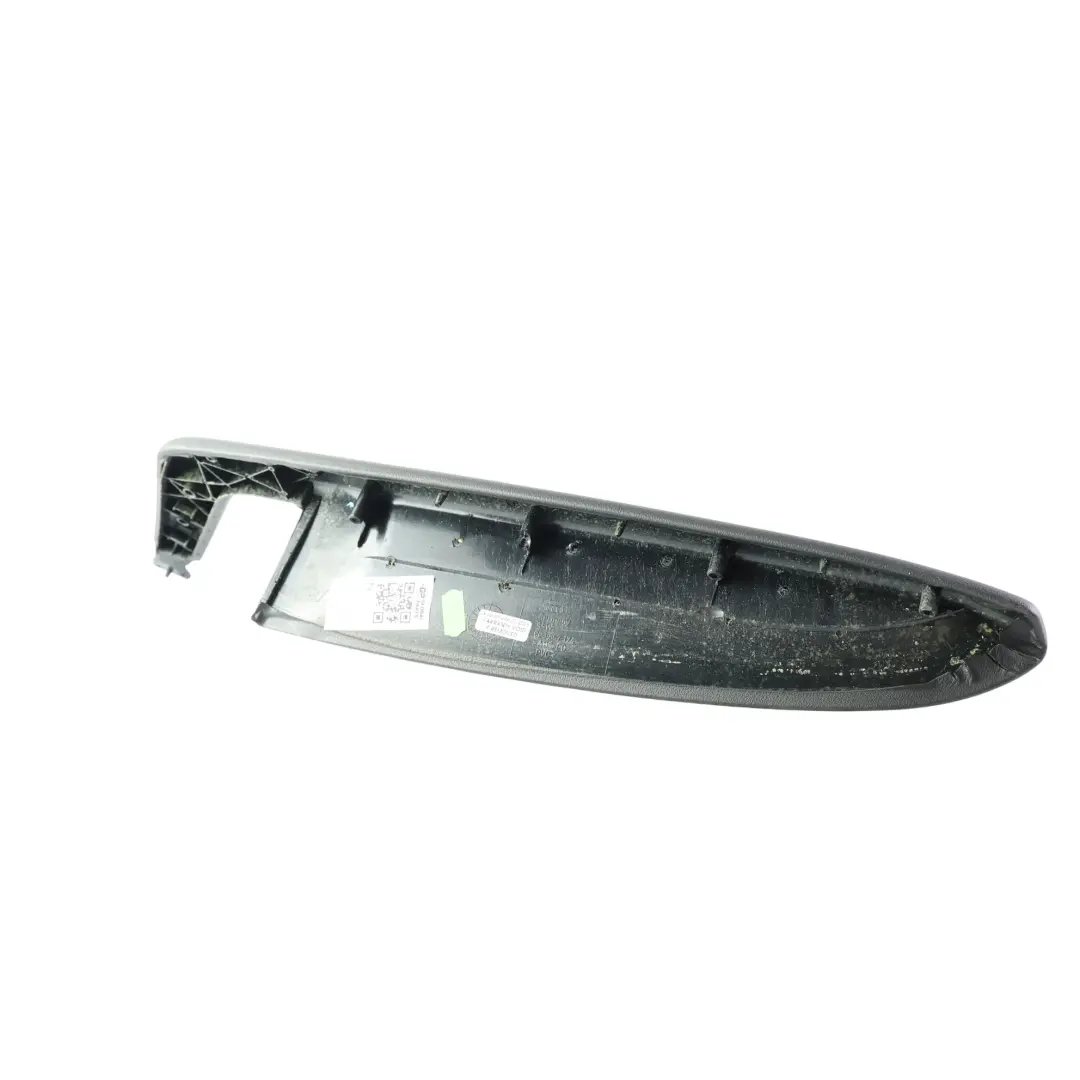 Audi A3 S3 8P Armlehne Abdeckung Blende Vorne Rechts Schwarz - SKU 8P3867174 - Teilenummer 8P3867174