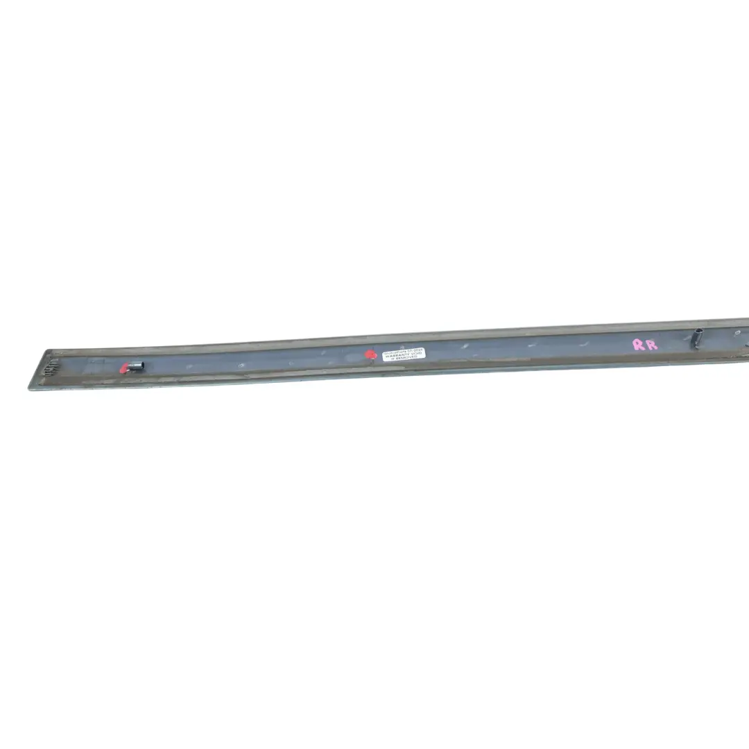 Modanatura Battitacco Porta Posteriore Destra Grigio Condor Y7E per Audi A3 8P con numero di parte 8P4853964A Audi A3 8P Modanatura Battitacco Porta Posteriore Destra Grigio Condor Y7E - SKU 8P4853964A-CGR - Numero di parte 8P4853964A