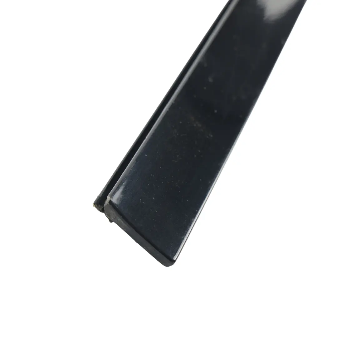 Copertura Porta Posteriore Destra Nero Phantom Z9Y per Audi S3 8P con numero di parte 8P4853970G Audi S3 8P Copertura Porta Posteriore Destra Nero Phantom Z9Y - SKU 8P4853970G-PHB - Numero di parte 8P4853970G