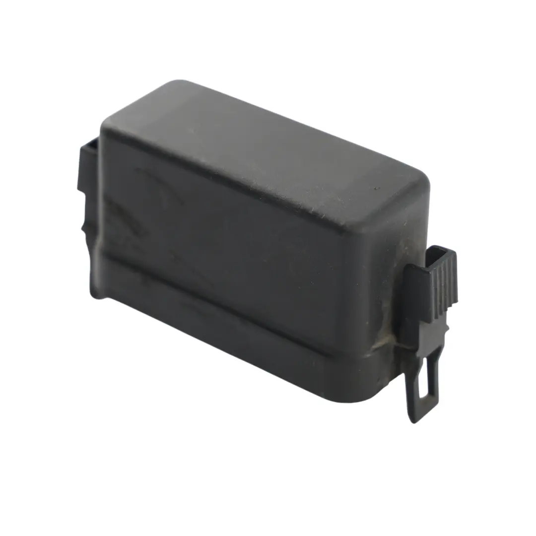 6J Scatola Fusibili Coperchio Tappo Pannello Superiore per Seat Ibiza con numero di parte 8R0915441 Seat Ibiza 6J Scatola Fusibili Coperchio Tappo Pannello Superiore - SKU 6R0915441 - Numero di parte 8R0915441