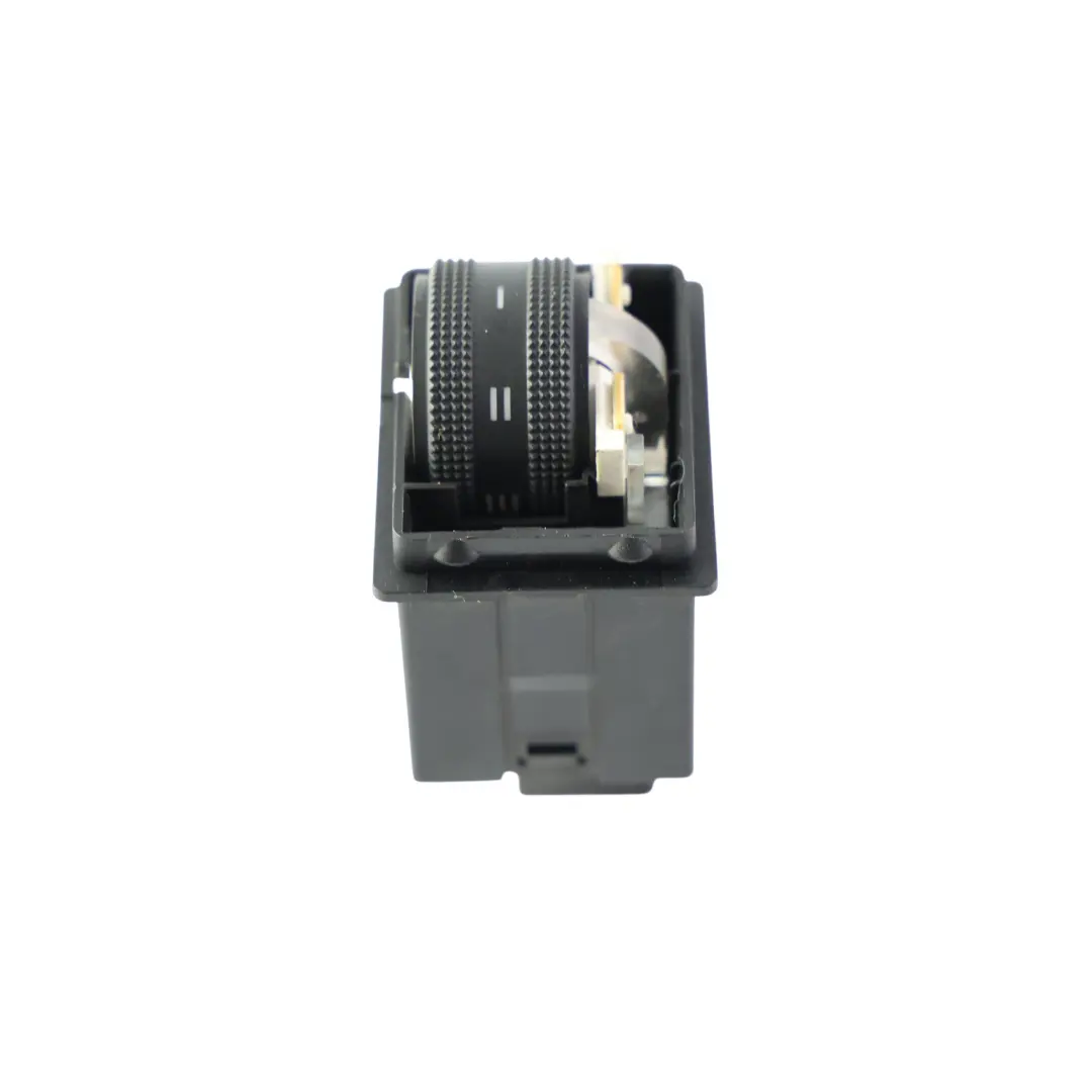 Botón Interruptor Control Nivel Alcance Faro para Audi Q5 8R con número de pieza 8R0941301 Audi Q5 8R Botón Interruptor Control Nivel Alcance Faro - SKU 8R0941301 - Número de pieza 8R0941301