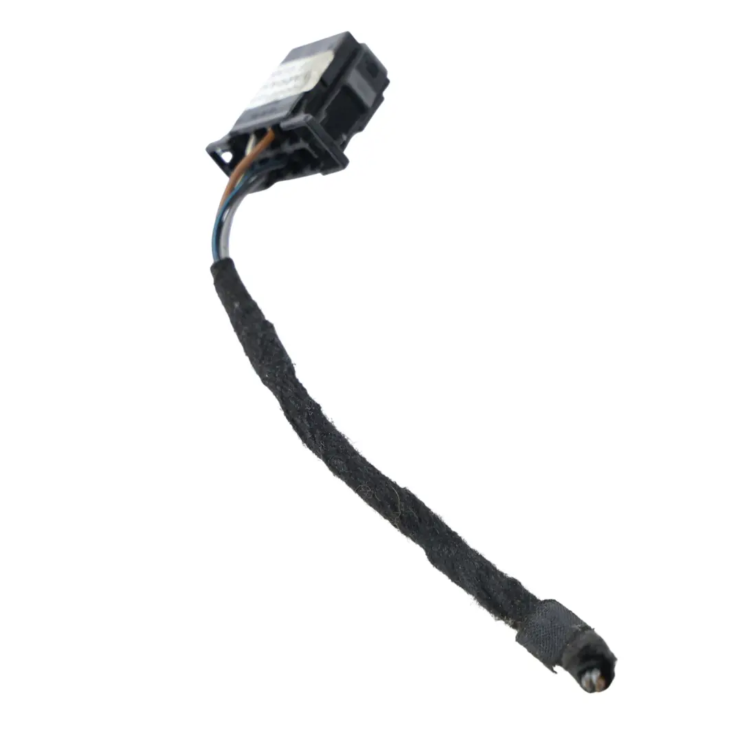 Light Lamp Tailgate Wiring Cable Adapter Left N/S to Audi Q5 8R Rear with Part number 8R0945093 Audi Q5 8R Rear Light Lamp Tailgate Wiring Cable Adapter Left N/S - SKU 8R0945093-2 - Part number 8R0945093