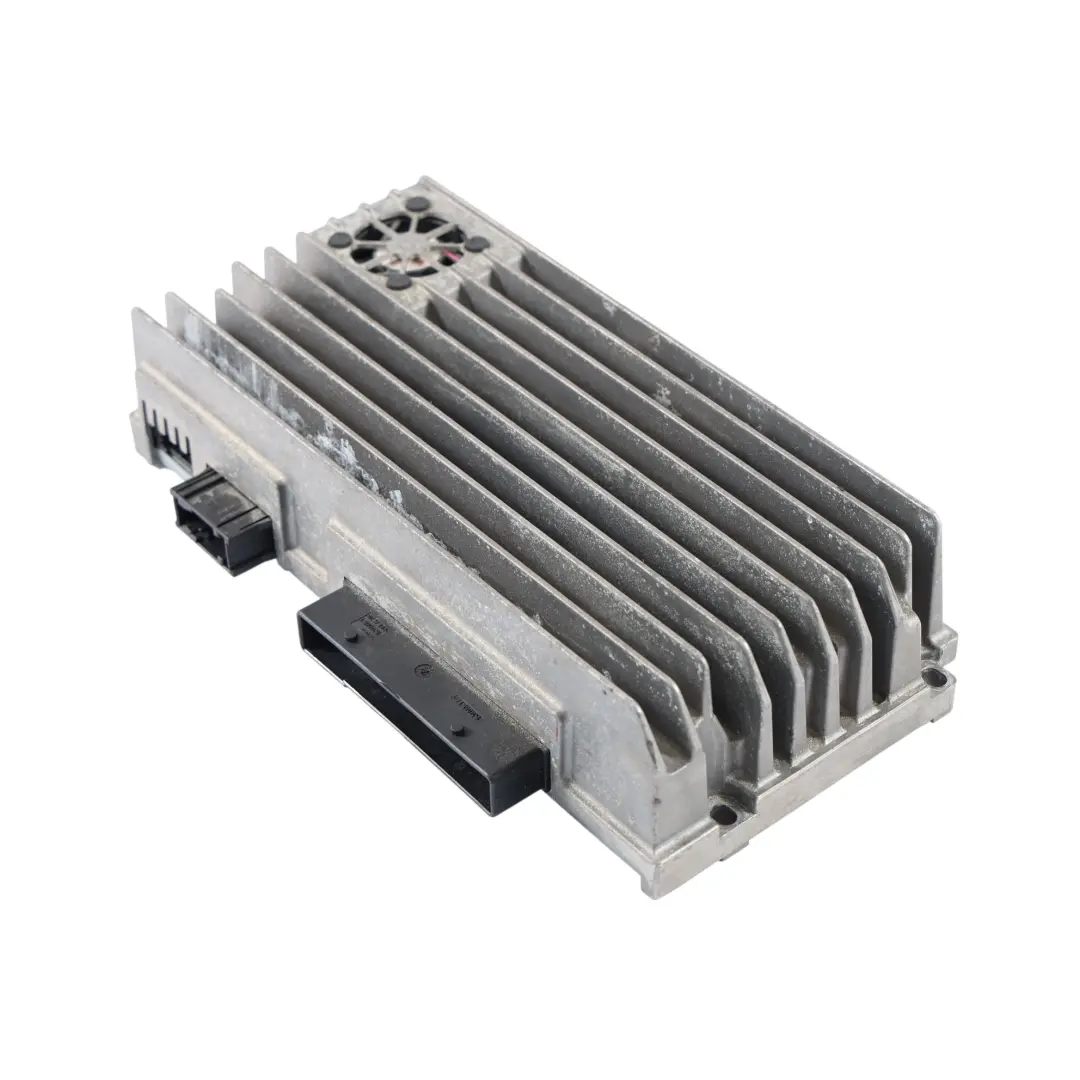 Amplificatore Audio Sistema Bang & Olufsen per Audi A5 8T con numero di parte 8T0035223M Audi A5 8T Amplificatore Audio Sistema Bang & Olufsen - SKU 8T0035223M-1 - Numero di parte 8T0035223M