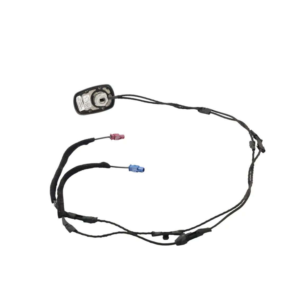 Wzmacniacz Anteny Płetwa Rekina Topaz Blue Pearl X5U do Audi A5 8T o numerze 8T0035503H Audi A5 8T Wzmacniacz Anteny Płetwa Rekina Topaz Blue Pearl X5U - SKU 8T0035503H-TOP - Numer Części 8T0035503H
