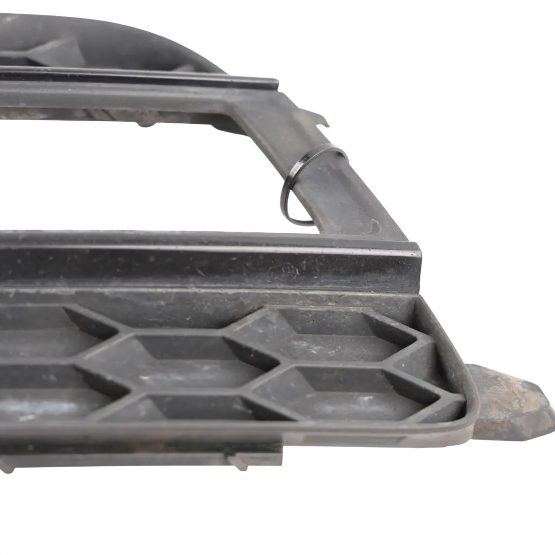 Audi A5 8T Rejilla Tapa Antiniebla Parachoques Delantero Izquierda - SKU 8T0807681K - Número de pieza 8T0807681K