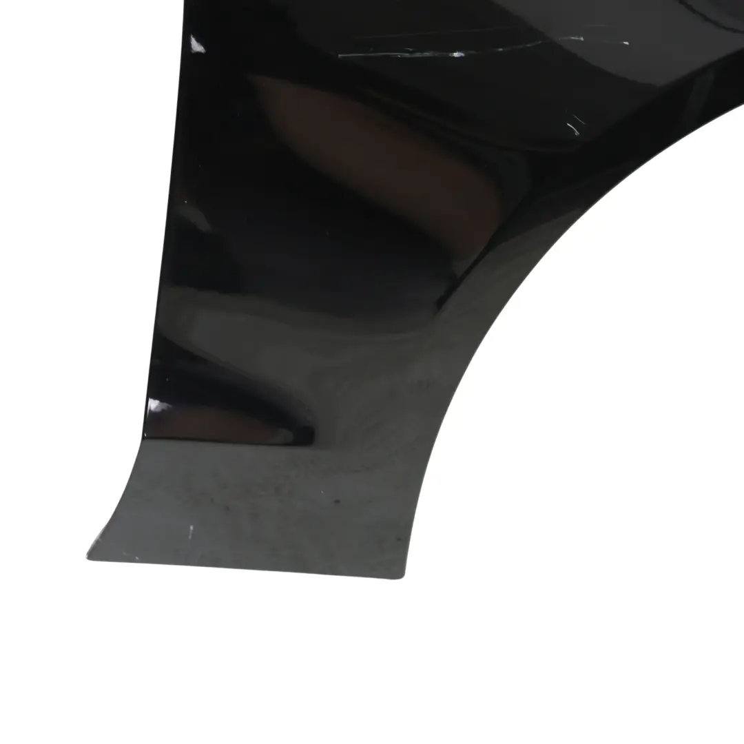Panel Lateral Delantero Derecho Guardabarros Phantom Negro - Z9Y para Audi A5 8T con número de pieza 8T0821106H Audi A5 8T Panel Lateral Delantero Derecho Guardabarros Phantom Negro - Z9Y - SKU 8T0821106H-PHB - Número de pieza 8T0821106H