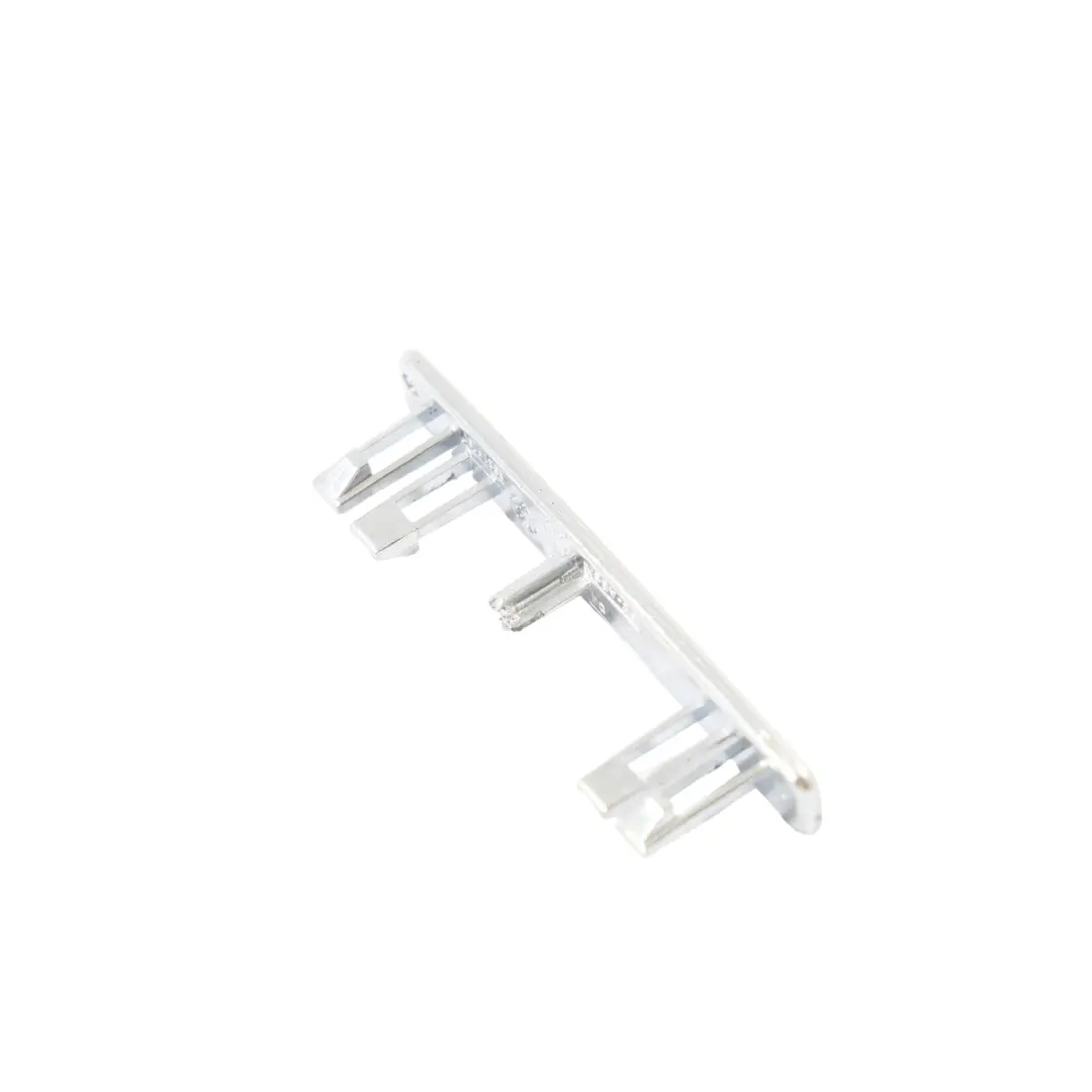 Audi A5 8T Emblema Insignia Quattro Salpicadero Interior Plata - SKU 8T0853191B-1 - Número de pieza 8T0853191B