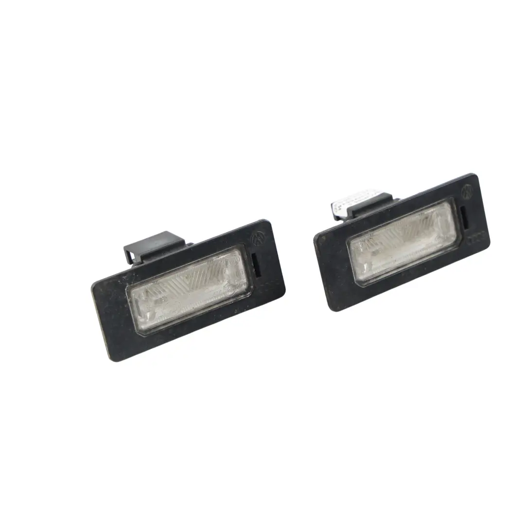 Audi A4 B8 A5 8T Feu Éclairage Plaque Immatriculation Arrière SET X2 - SKU 8T0943021-1 - Numéro de pièce 8T0943021