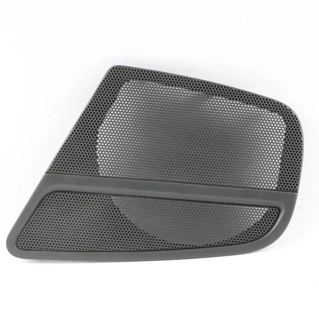 Griglia Porta Posteriore Copertura Altoparlante Sinistra per Audi A5 8T con numero di parte 8T8035435 Audi A5 8T Griglia Porta Posteriore Copertura Altoparlante Sinistra - SKU 8T8035435 - Numero di parte 8T8035435