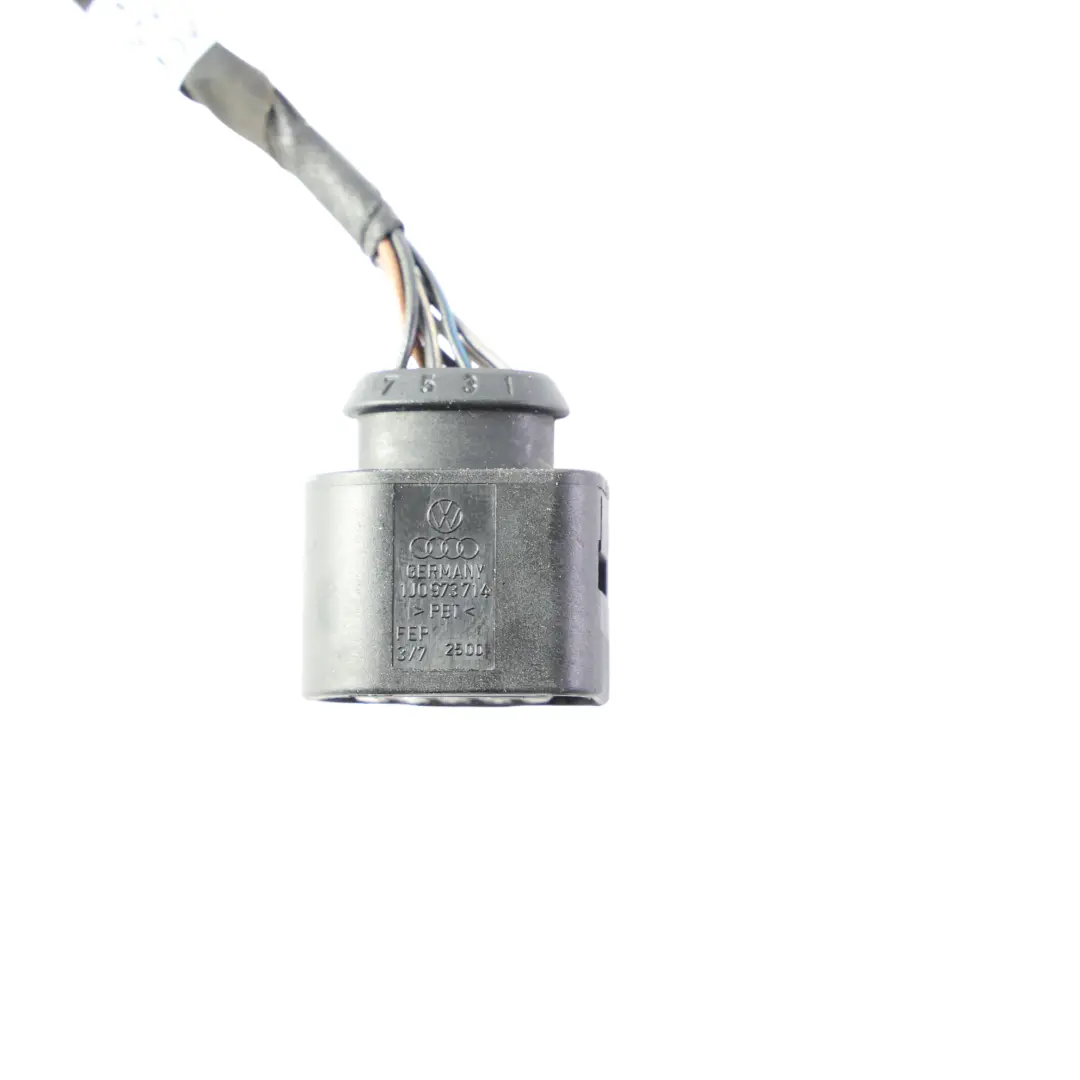 Enchufe Cableado Luz Trasera Izquierda para Audi A5 8T con número de pieza 8T8945095D Audi A5 8T Enchufe Cableado Luz Trasera Izquierda - SKU 8T8945095D-2 - Número de pieza 8T8945095D