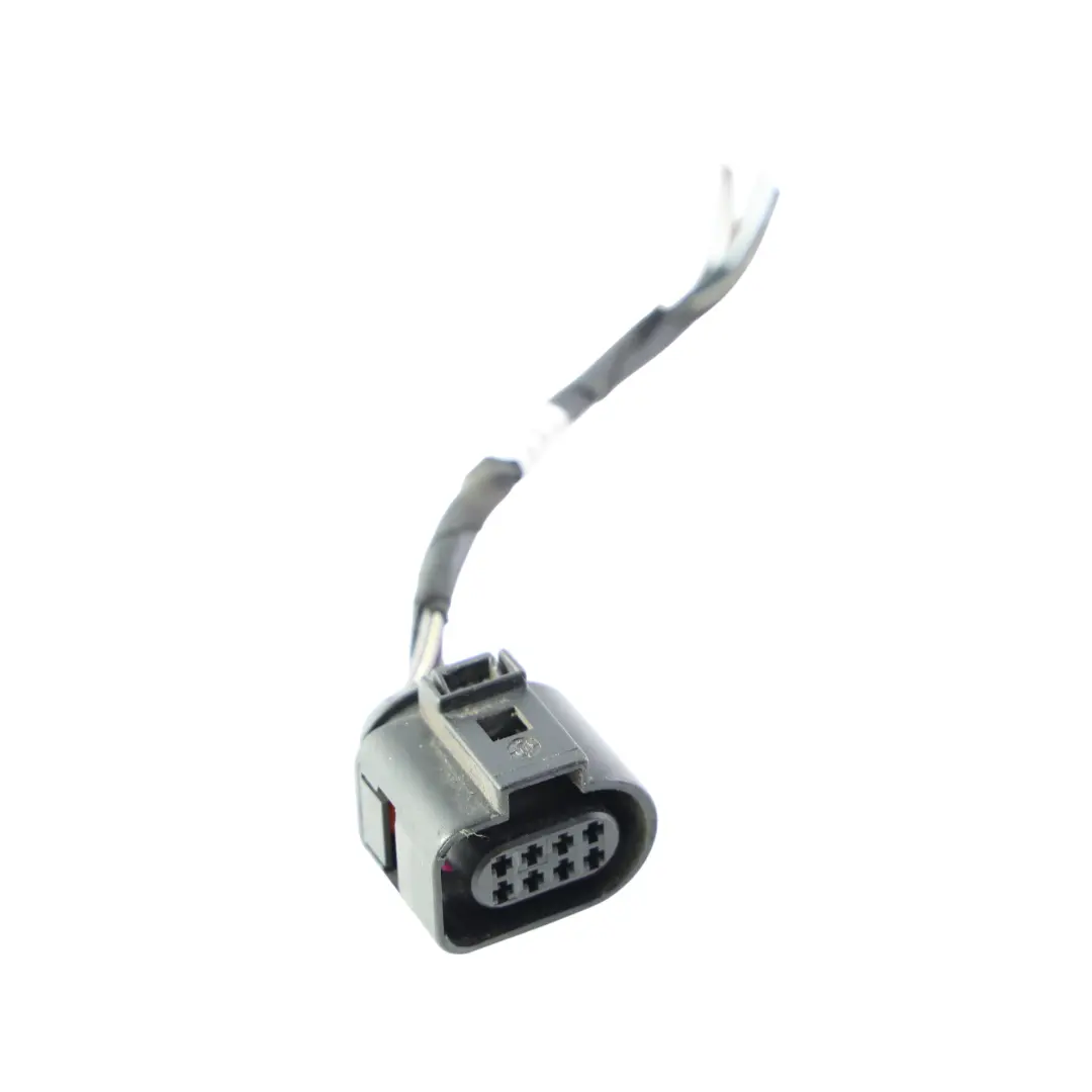 Enchufe Cableado Luz Trasera Izquierda para Audi A5 8T con número de pieza 8T8945095D Audi A5 8T Enchufe Cableado Luz Trasera Izquierda - SKU 8T8945095D-2 - Número de pieza 8T8945095D