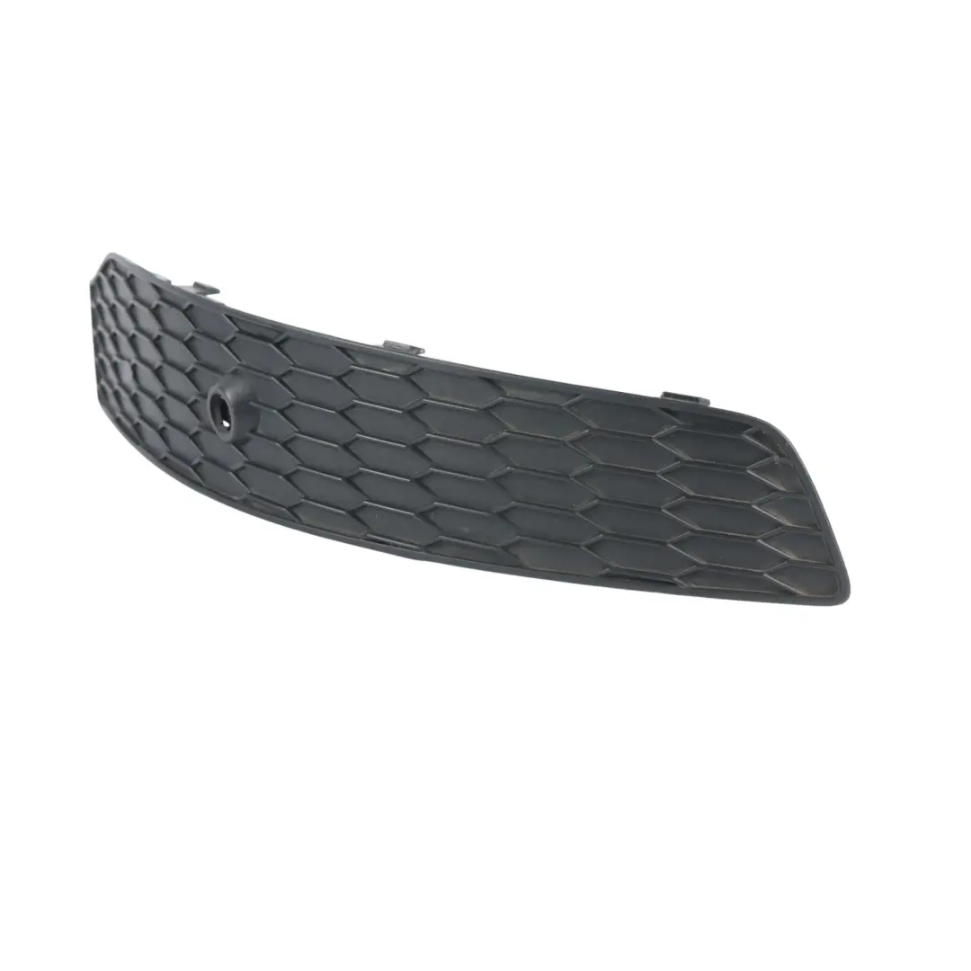 Audi Q3 8U Rejilla Parachoques Panel Cubierta Delantera Izquierda - SKU 8U0807731B - Número de pieza 8U0807731B