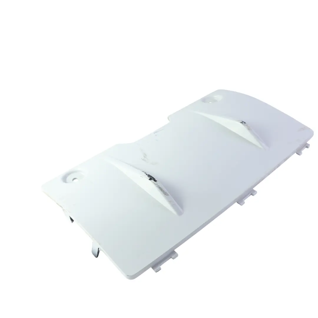 Stoßstange Hinten Mittelplatte Gletscherweiß für Audi Q3 8U S-Line mit Teilenummer 8U0807819A Audi Q3 8U S-Line Stoßstange Hinten Mittelplatte Gletscherweiß - SKU 8U0807819A-MGW - Teilenummer 8U0807819A