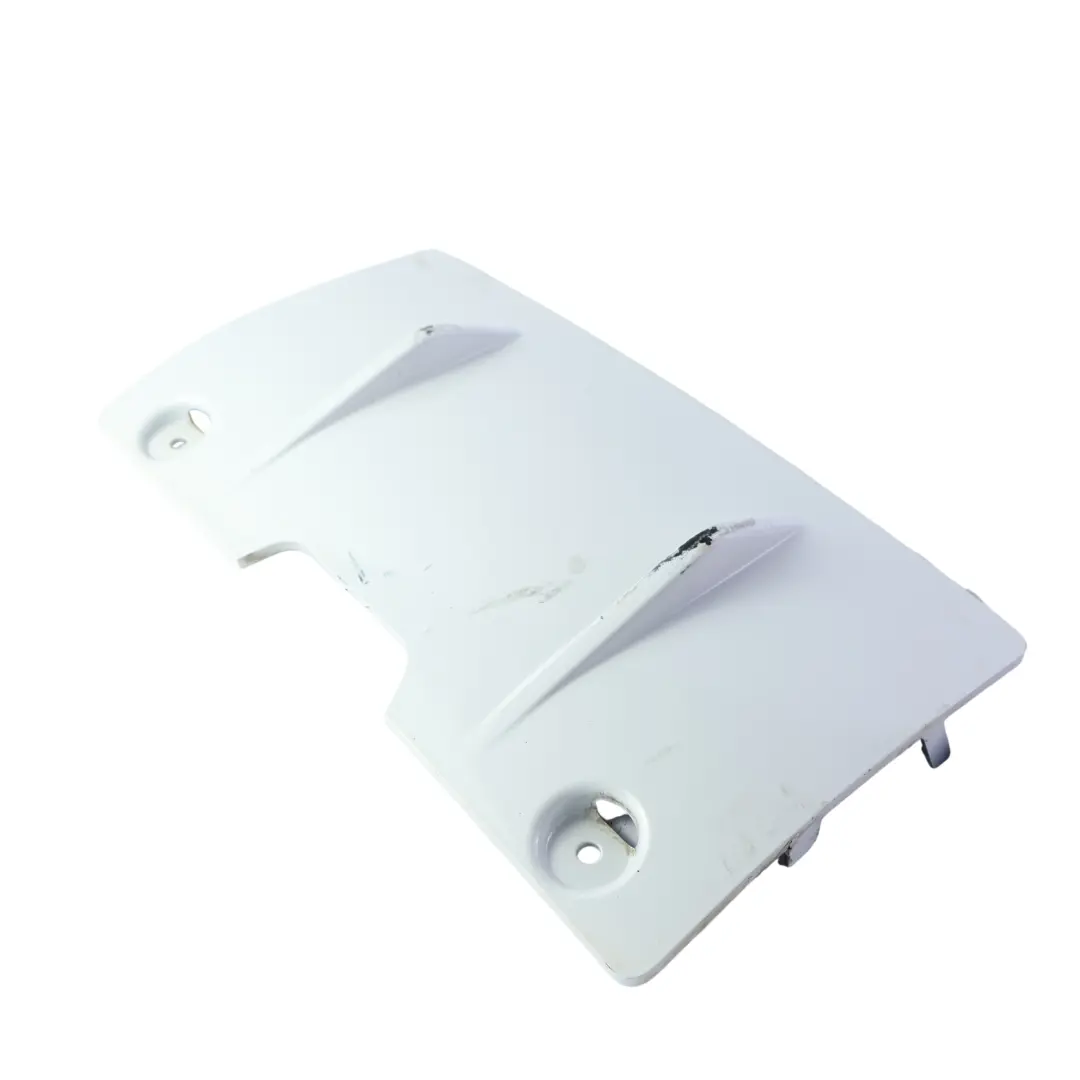 Plaque Pare-Chocs Arrière Blanc Glacier S9R pour Audi Q3 8U S-Line à propos du numéro de pièce 8U0807819A Audi Q3 8U S-Line Plaque Pare-Chocs Arrière Blanc Glacier S9R - SKU 8U0807819A-MGW - Numéro de pièce 8U0807819A