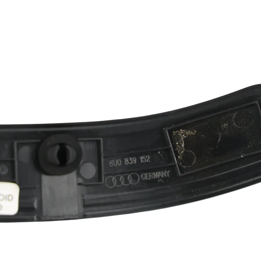 Soporte Junta Puerta Trasera Panel Moldura Derecho para Audi Q3 8U con número de pieza 8U0839152 Audi Q3 8U Soporte Junta Puerta Trasera Panel Moldura Derecho - SKU 8U0839152 - Número de pieza 8U0839152