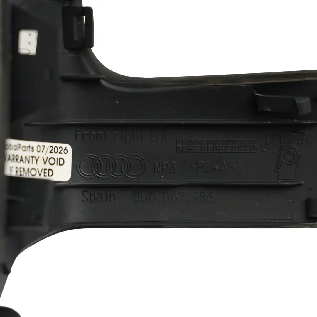 Audi Q3 8U Garniture Cache Poignée Porte Droite - SKU 8U0867586 - Numéro de pièce 8U0867586