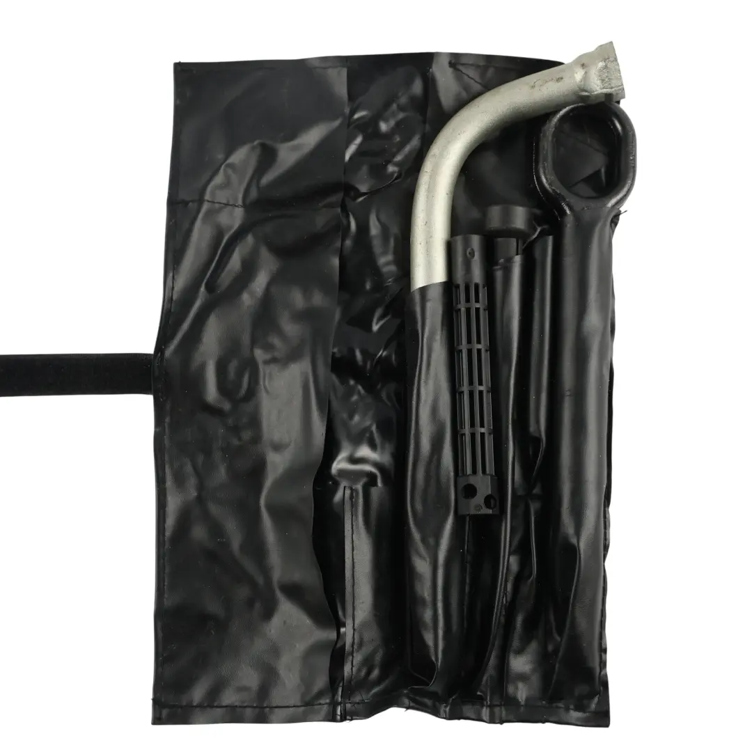Torba Zestaw Narzędzi Serwisowych Klucz Hak do Audi A3 8V o numerze 8V0012115 Audi A3 8V Torba Zestaw Narzędzi Serwisowych Klucz Hak - SKU 8V0012115-2 - Numer Części 8V0012115