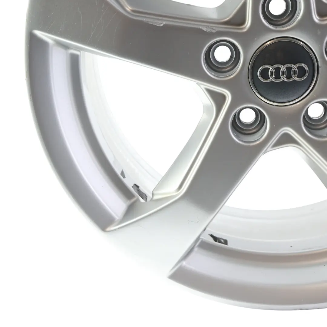 Audi A3 8V Jante argentée en alliage 17" ET:51 7,5J flèche l'étoile 8V0601025CT - SKU 8V0601025CT-2 - Numéro de pièce 8V0601025CT-2
