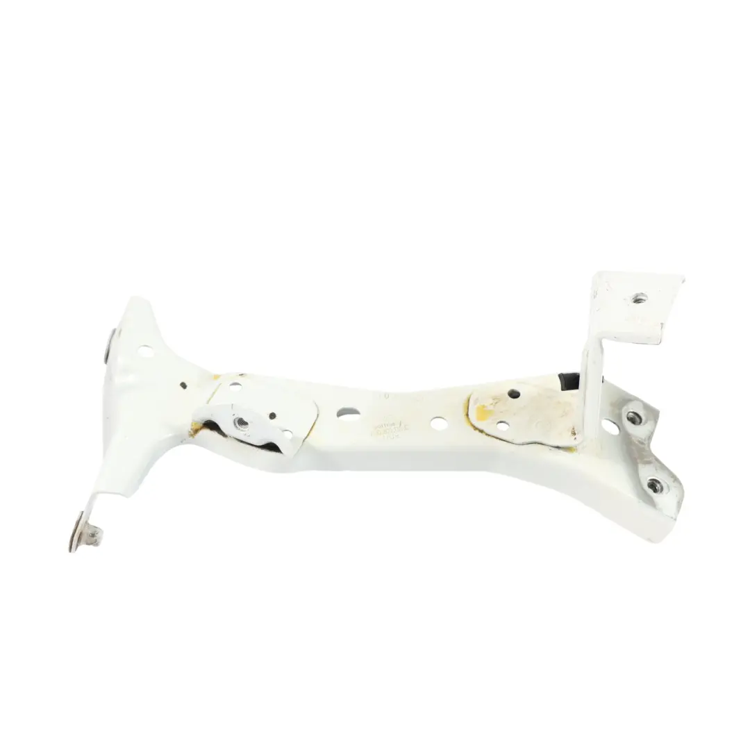 Wing Fender Bracket Holder Mount Right O/S Candy White - B9A / F9E to Audi A3 S3 8V with Part number 8V0821136C Audi A3 S3 8V Wing Fender Bracket Holder Mount Right O/S Candy White - B9A / F9E - SKU 8V0821136C-CAN - Part number 8V0821136C