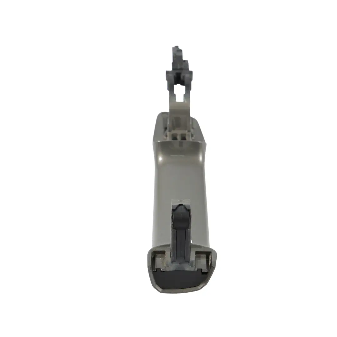Mk2 Zewnętrzna Klamka Drzwi Przednia Tylna Lewa Chronos Grey X7G do Audi A1 GB o numerze 8V0837205A Audi A1 GB Mk2 Zewnętrzna Klamka Drzwi Przednia Tylna Lewa Chronos Grey X7G - SKU 8V0837205A-CHG - Numer Części 8V0837205A