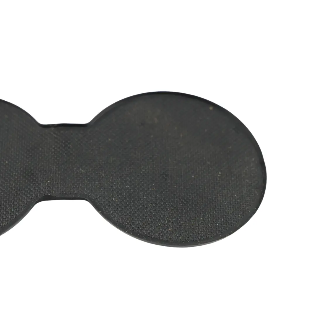 Tapis Insert Porte-Gobelet Console Centrale pour Audi A3 RS3 8V à propos du numéro de pièce 8V1864261 Audi A3 RS3 8V Tapis Insert Porte-Gobelet Console Centrale - SKU 8V1864261 - Numéro de pièce 8V1864261