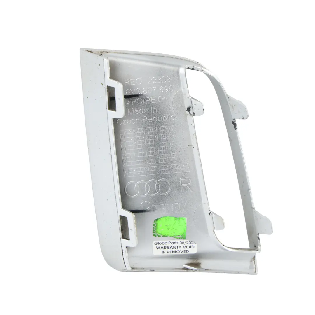 Rejilla Parachoques Delantero Derecho para Audi A3 8V con número de pieza 8V3807698 Audi A3 8V Rejilla Parachoques Delantero Derecho - SKU 8V3807698 - Número de pieza 8V3807698