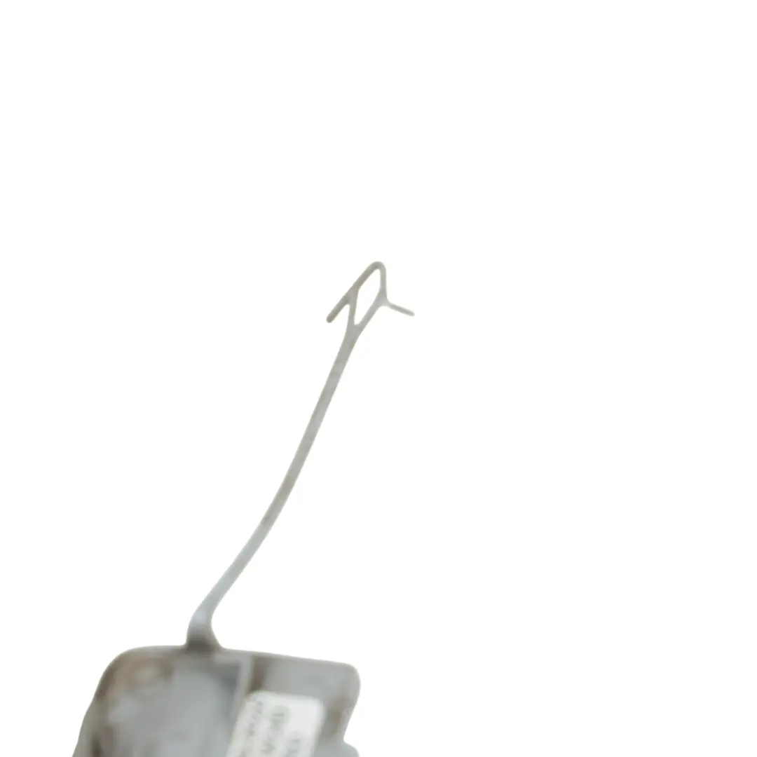 Cache Crochet Remorquage Arrière Blanc Glacier Nacré S9R pour Audi A3 S3 8V à propos du numéro de pièce 8V4807441D Audi A3 S3 8V Cache Crochet Remorquage Arrière Blanc Glacier Nacré S9R - SKU 8V4807441D-MGW - Numéro de pièce 8V4807441D