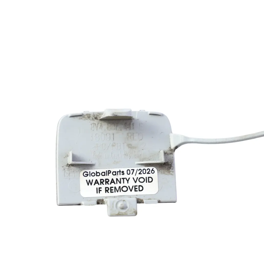 Tapa Gancho Remolque Trasero Gris Daytona Z7S 8V3807441C para Audi A3 S3 8V con número de pieza 8V4807441E Audi A3 S3 8V Tapa Gancho Remolque Trasero Gris Daytona Z7S 8V3807441C - SKU 8V4807441E-DGR - Número de pieza 8V4807441E