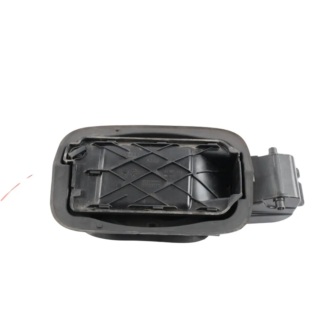 Audi A3 S3 RS3 8V Klapka Wlewu Paliwa Obudowa - SKU 8V4809906F - Numer Części 8V4809906F