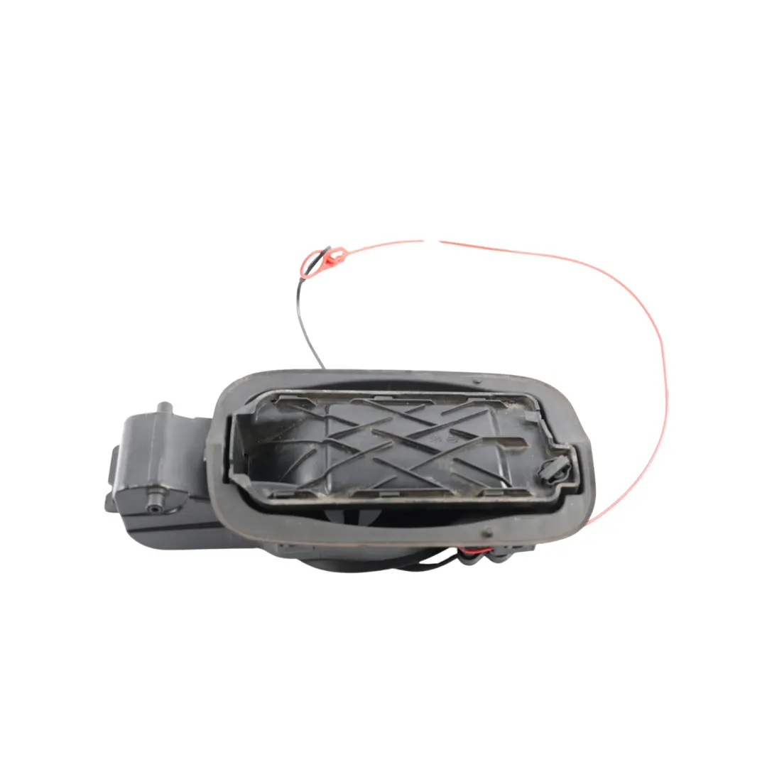 Klapka Wlewu Paliwa Obudowa do Audi A3 S3 RS3 8V o numerze 8V4809906F Audi A3 S3 RS3 8V Klapka Wlewu Paliwa Obudowa - SKU 8V4809906F - Numer Części 8V4809906F