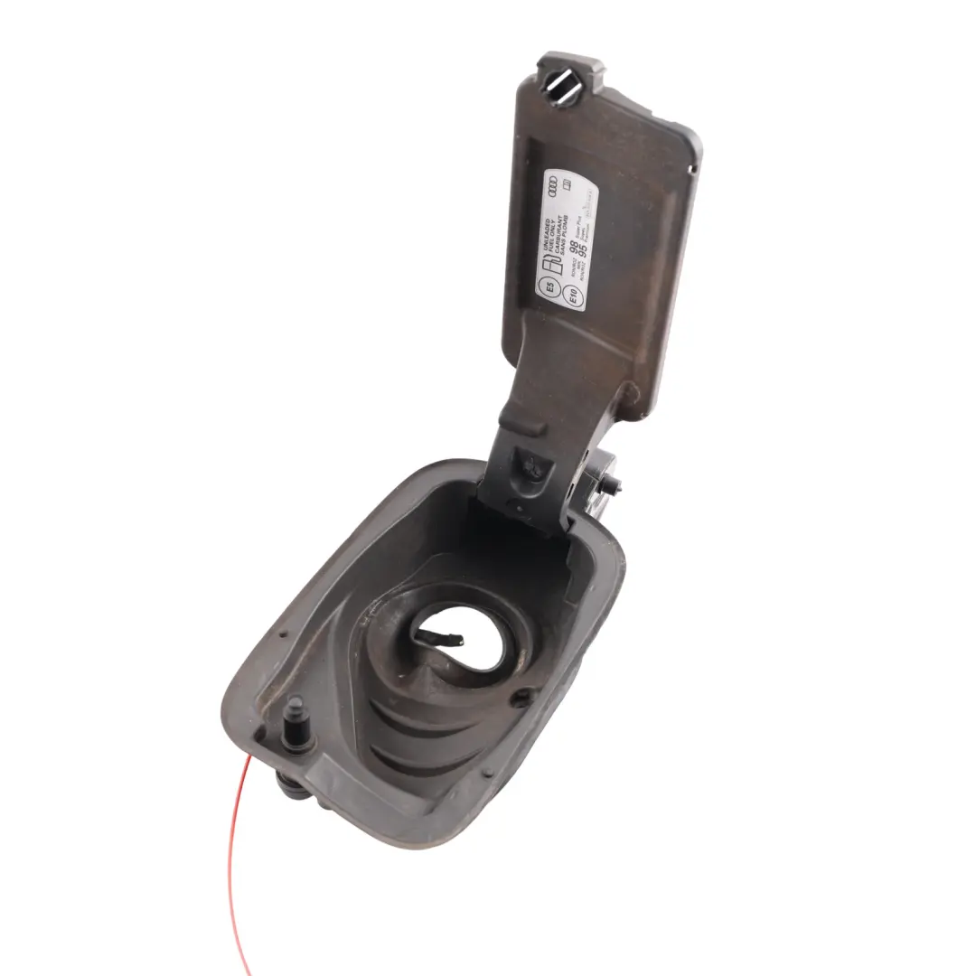 Audi A3 S3 RS3 8V Soporte Carcasa Tapa Combustible Panel - SKU 8V4809906F - Número de pieza 8V4809906F