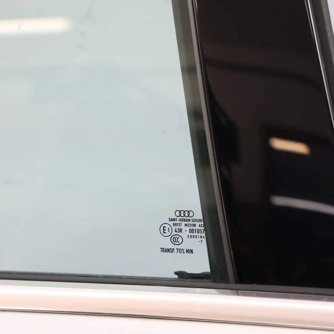 Sportback Drzwi Tylne Prawe Glacier White Biały Perłowy - S9R do Audi A3 8V o numerze 8V4833052B Audi A3 8V Sportback Drzwi Tylne Prawe Glacier White Biały Perłowy - S9R - SKU 8V4833052B-MGW - Numer Części 8V4833052B
