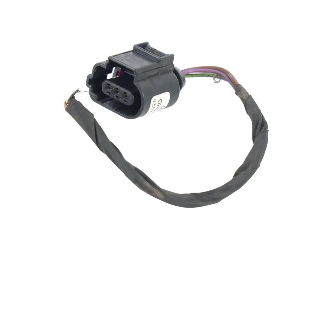 Lampa Tylna Zewnętrzna Prawa Wiązka Przewodów do Audi A3 8V o numerze 8V4945070 Audi A3 8V Lampa Tylna Zewnętrzna Prawa Wiązka Przewodów - SKU 8V4945070-2 - Numer Części 8V4945070